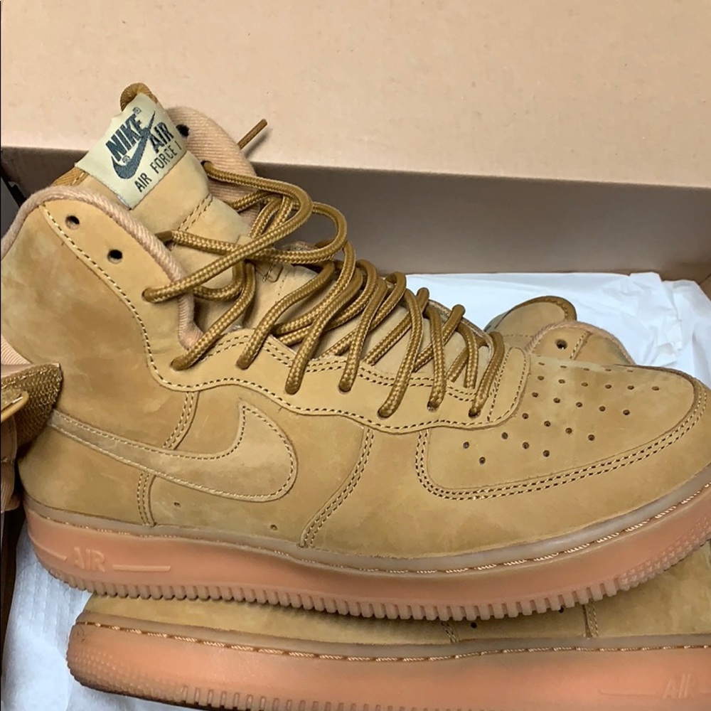 Air Force 1 High ‘07 LV8 WB